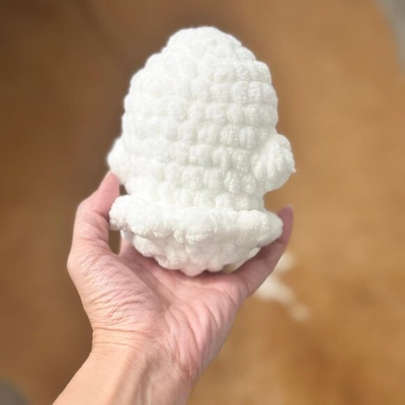 Small Knit Ghost Plush Toy - New - Picture 2 of 3